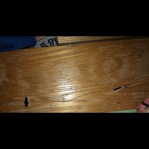 Kendra Scott necklace